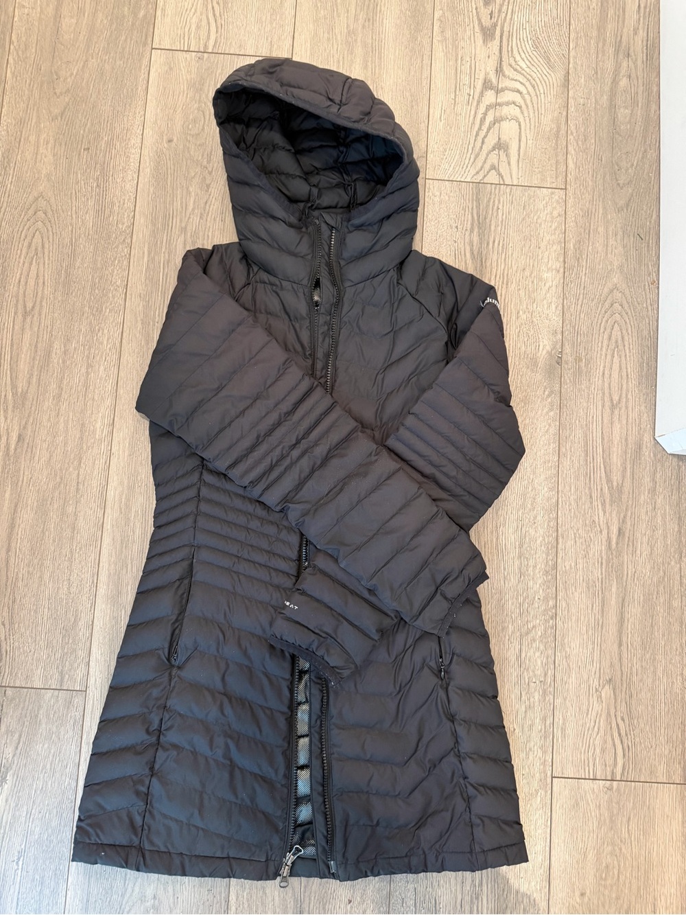 Columbia Women's Black Long Hooded Packable Down Jacket
